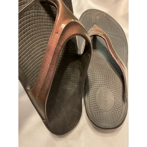 OOFOS - Ooh La La Sandals Flip Flops Women size 11 EU 42 metallic pink - Picture 4 of 8